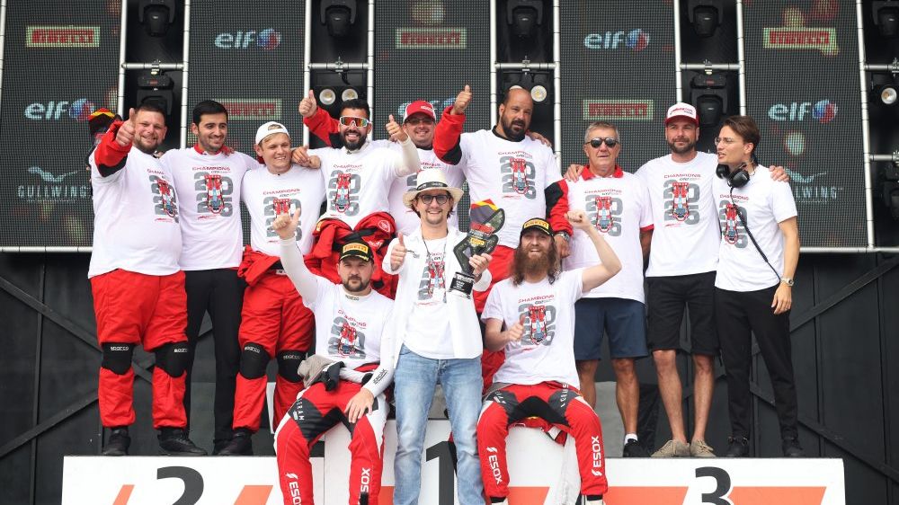 Český tým s levnějším autem zvítězil v GT2 a chystá příchod nového Lamborghini Temerario